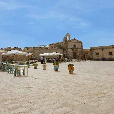 Casa Delle Palme Sulla Spiaggia Villa Marzamemi Exterior photo